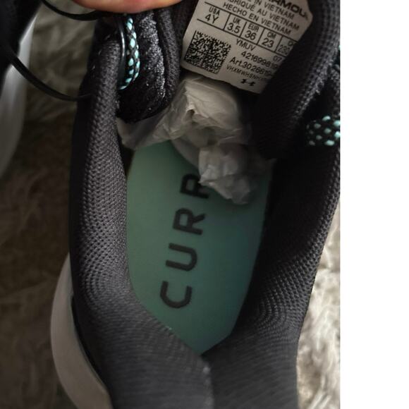 Under Armour Curry 11 Boys Sneaker - Picture 7 of 7